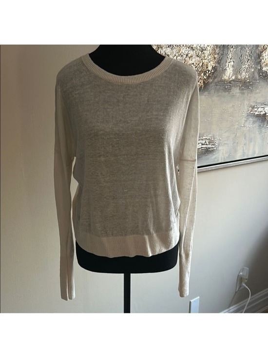 Banana Republic Sweaters - Women's Cream/ off-white sweater from Banana Republic